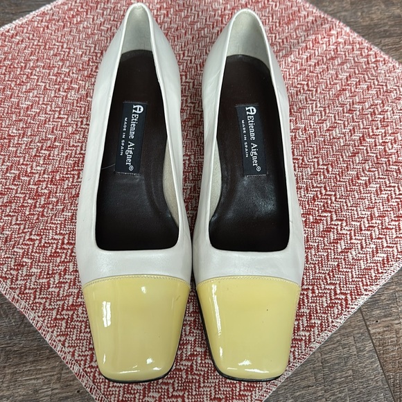 Etienne Aigner Women's Cream and Yellow Pumps - Picture 15 of 15